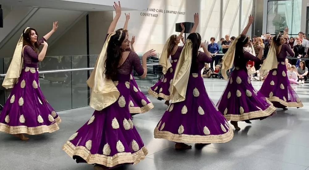 هزینه کلاس رقص ایرانی